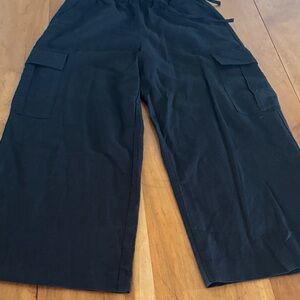 GAP Women's Dark Cargo Pants